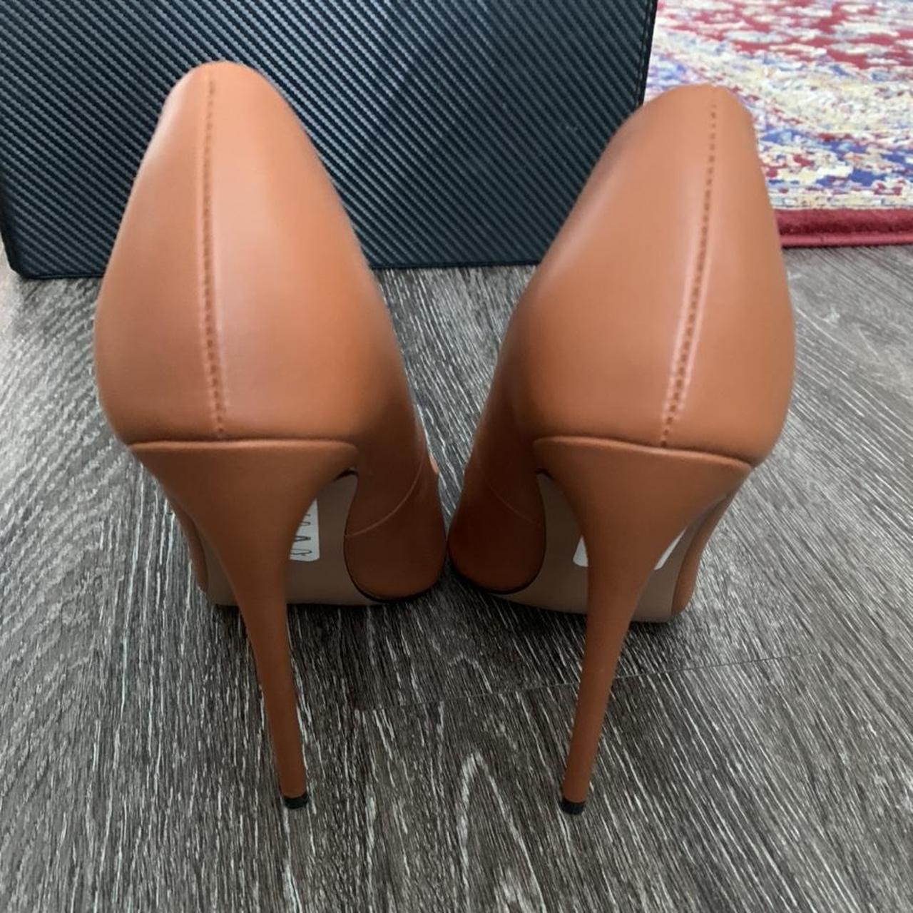 ASOS Women's Tan and Brown Courts (3)
