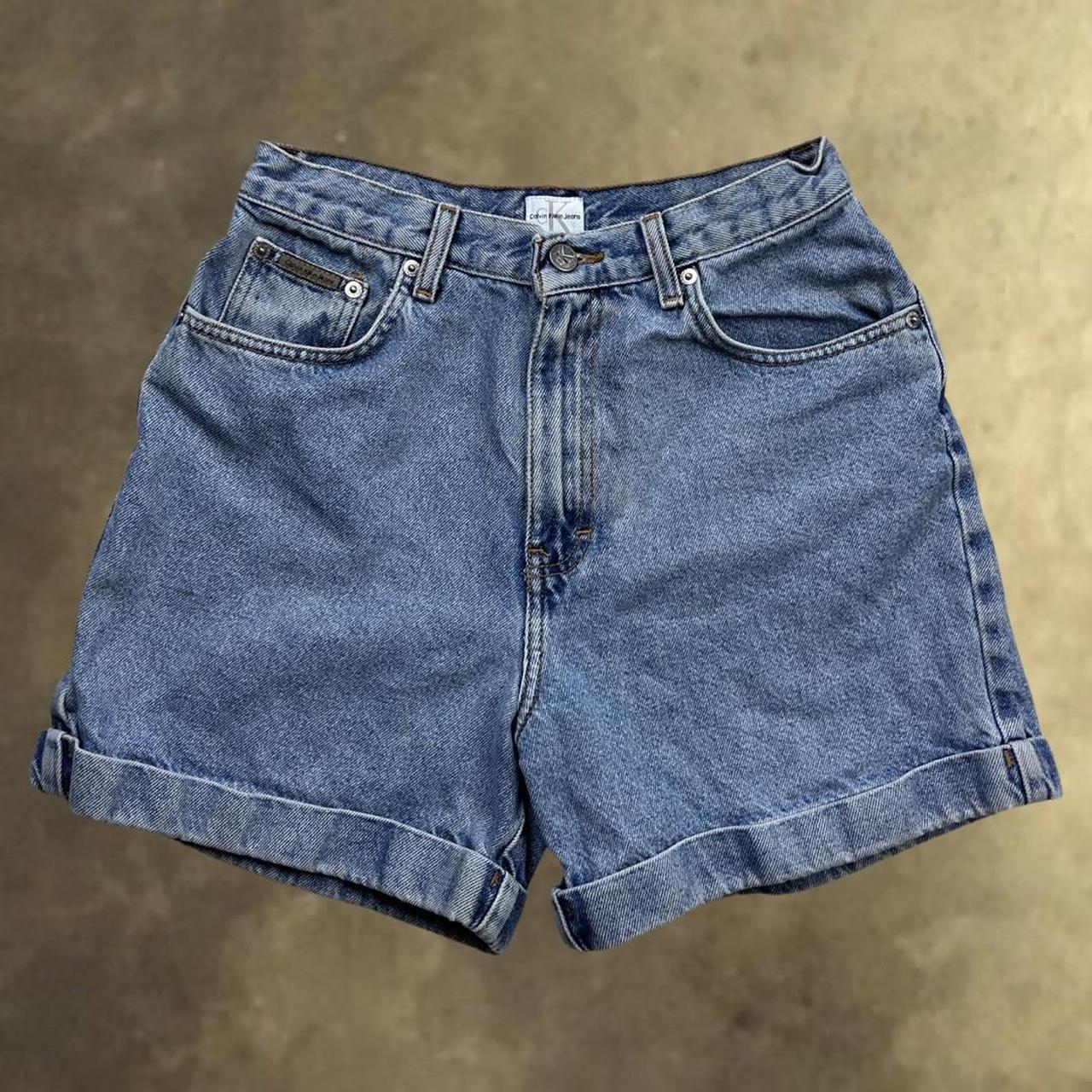 Calvin Klein Women's Blue and Navy Shorts | Depop