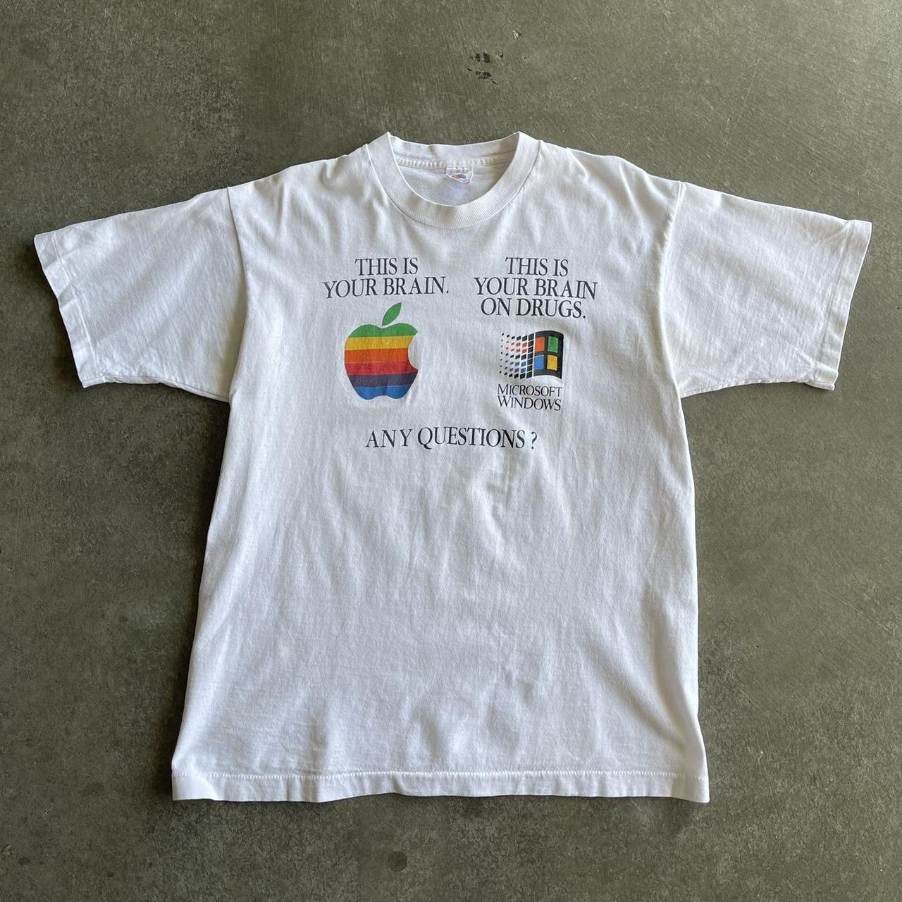 Apple Men's multi T-shirt (2)