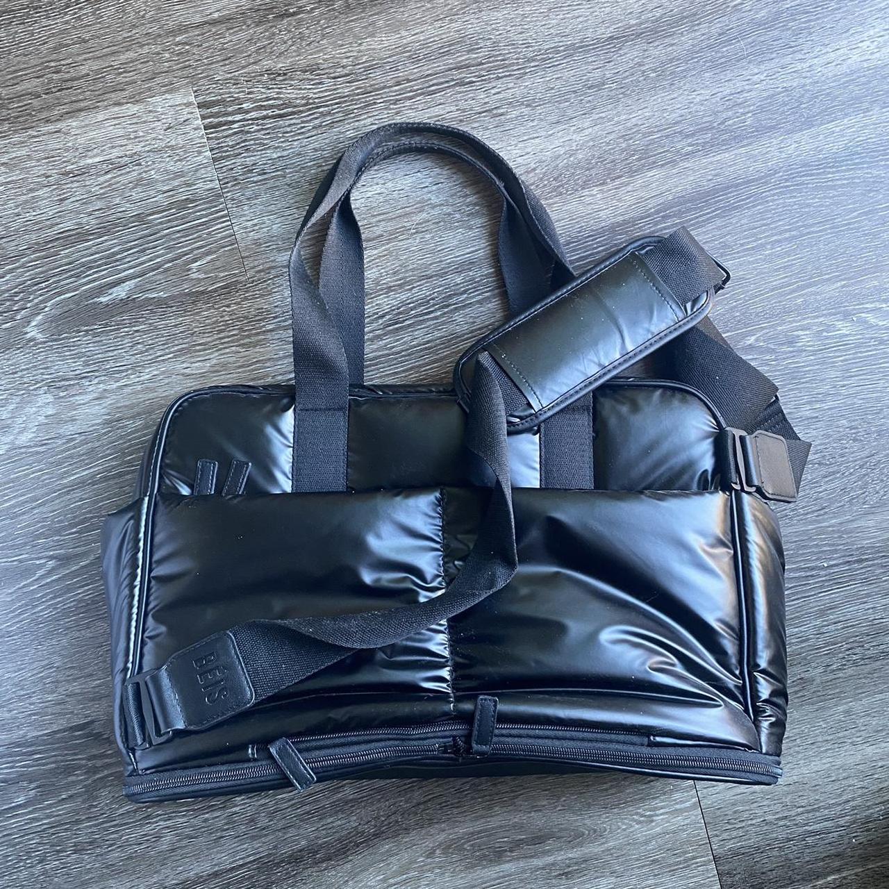 Beis AiR expandable duffle bag 8/10 beis... Depop