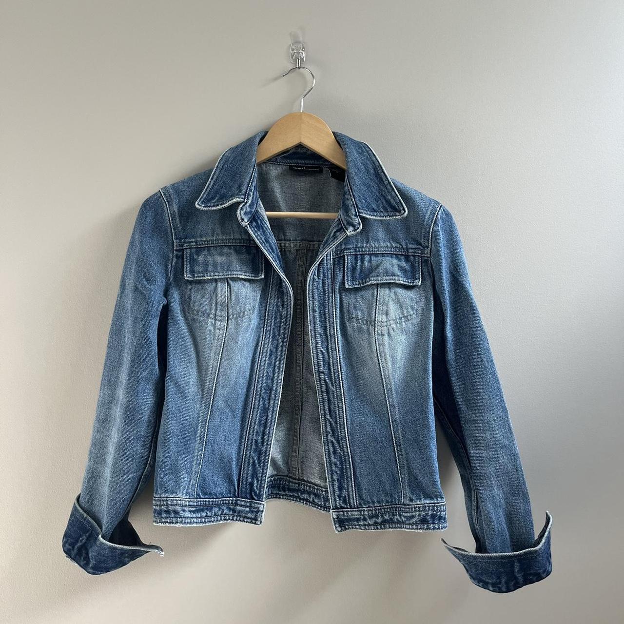 item listed by silver_staple