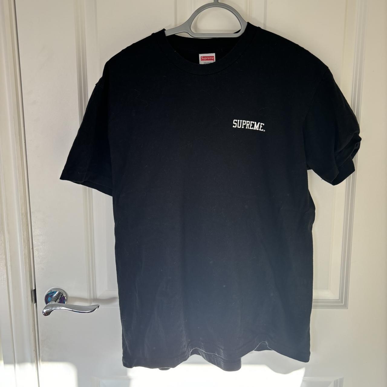 Supreme Gremlins Greta Tee in black. Size medium but...