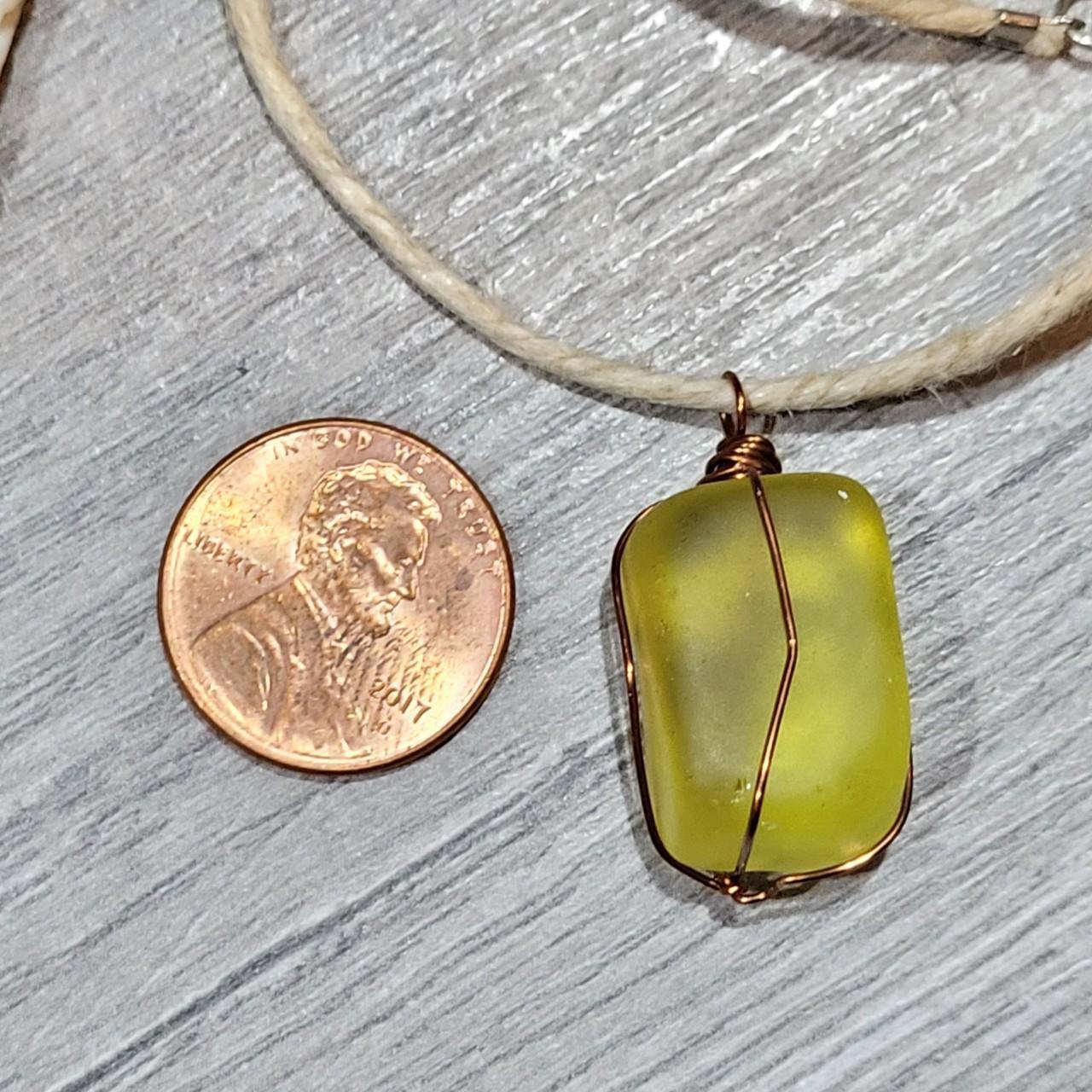 Women's Brown and Yellow Jewellery (4)