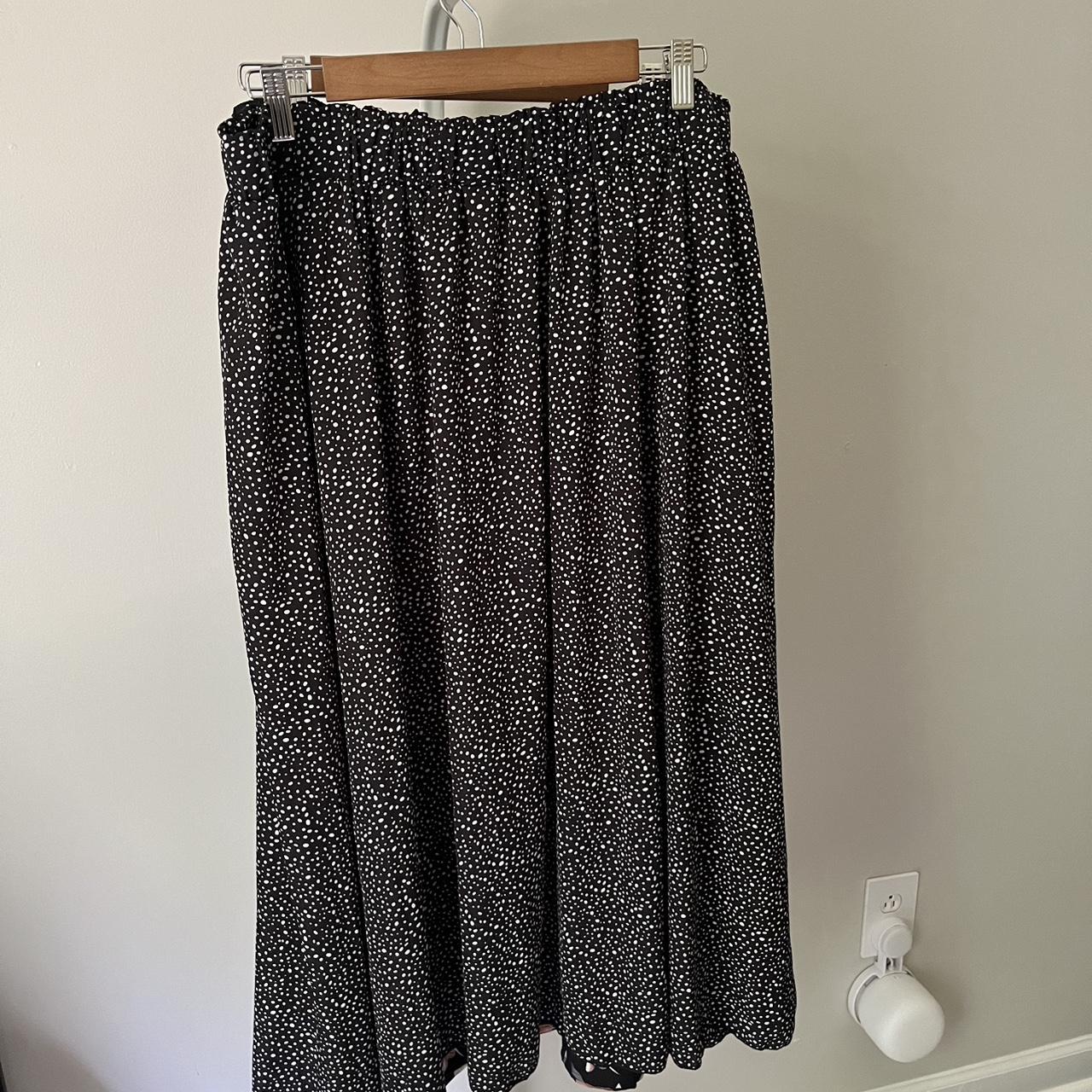 SHEIN Curve skirt bundle, both size 2x, floral was... - Depop