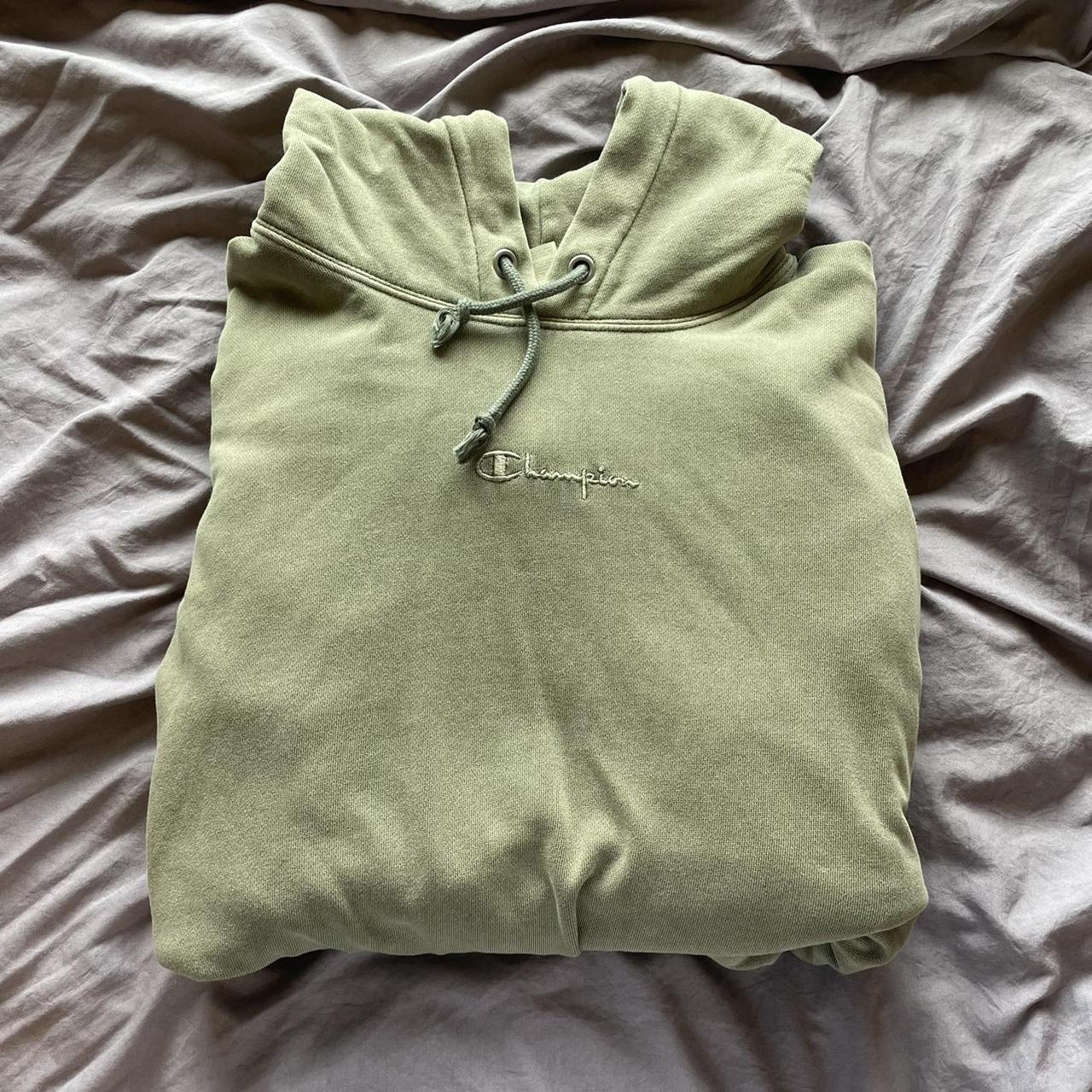 Champion sweater 2024 urban army