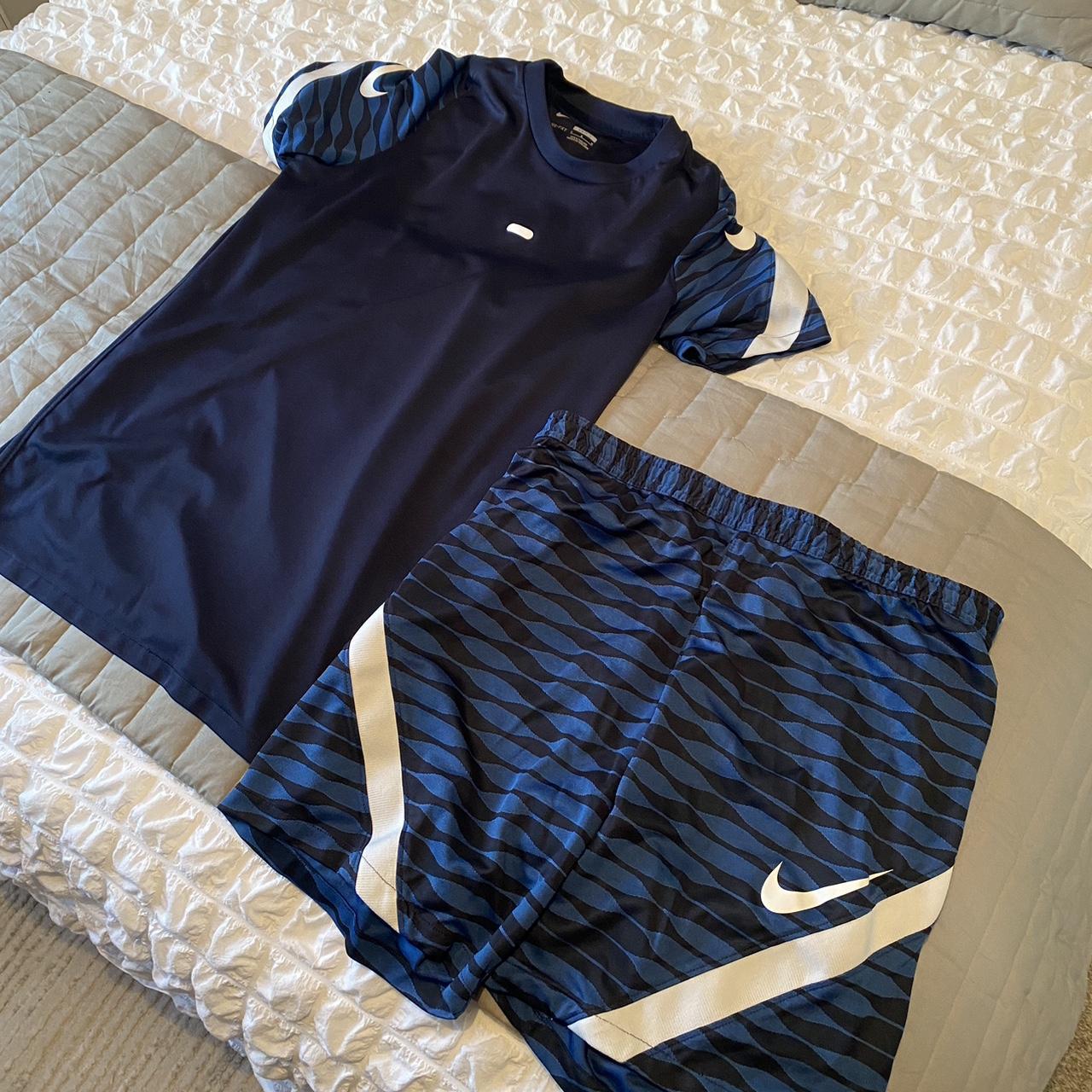 mens nike navy