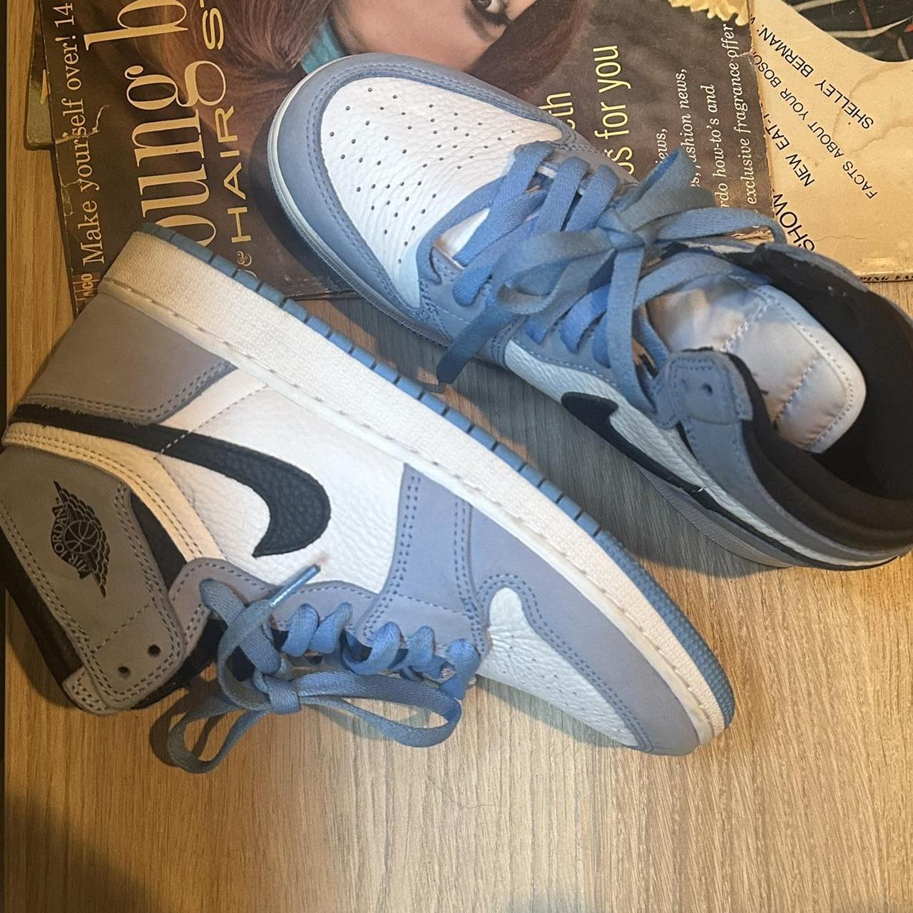 BABY BLUE MID JORDANS *WORN 3 TIMES* i am a woman’s... - Depop