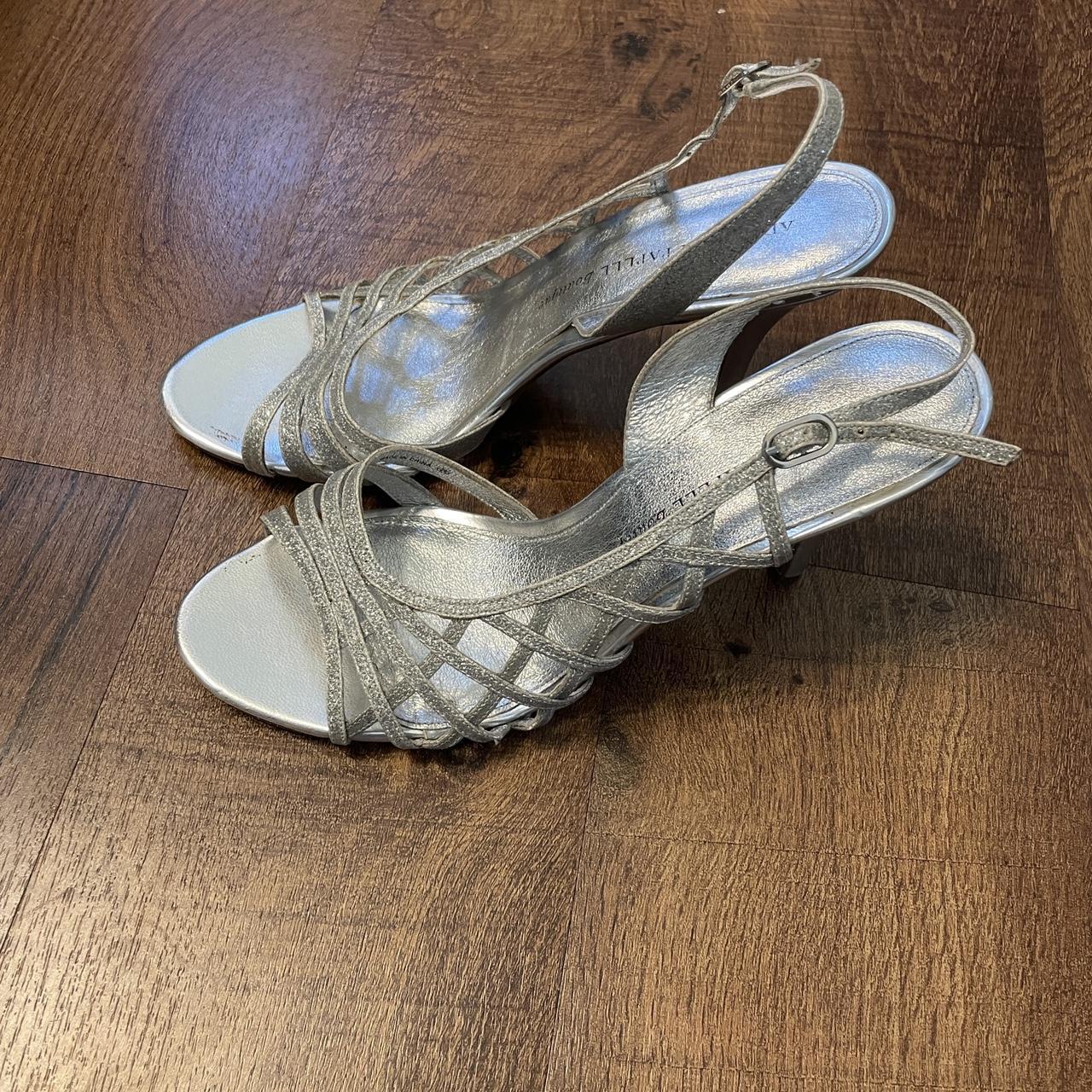 Adrianna papell silver hot sale sandals