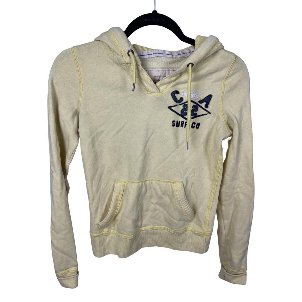 Hollister deals yellow jacket