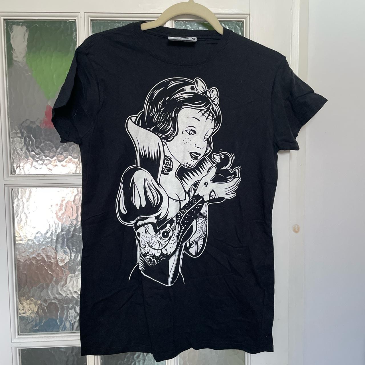 Darkside tattoed Snow White black T-shirt Brand... - Depop