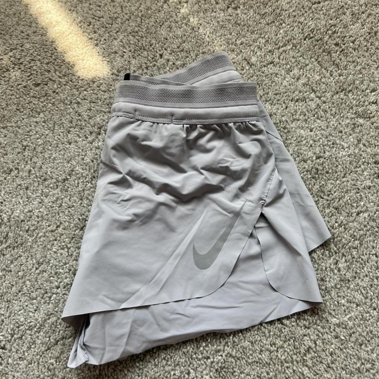 womens nike shorts grey