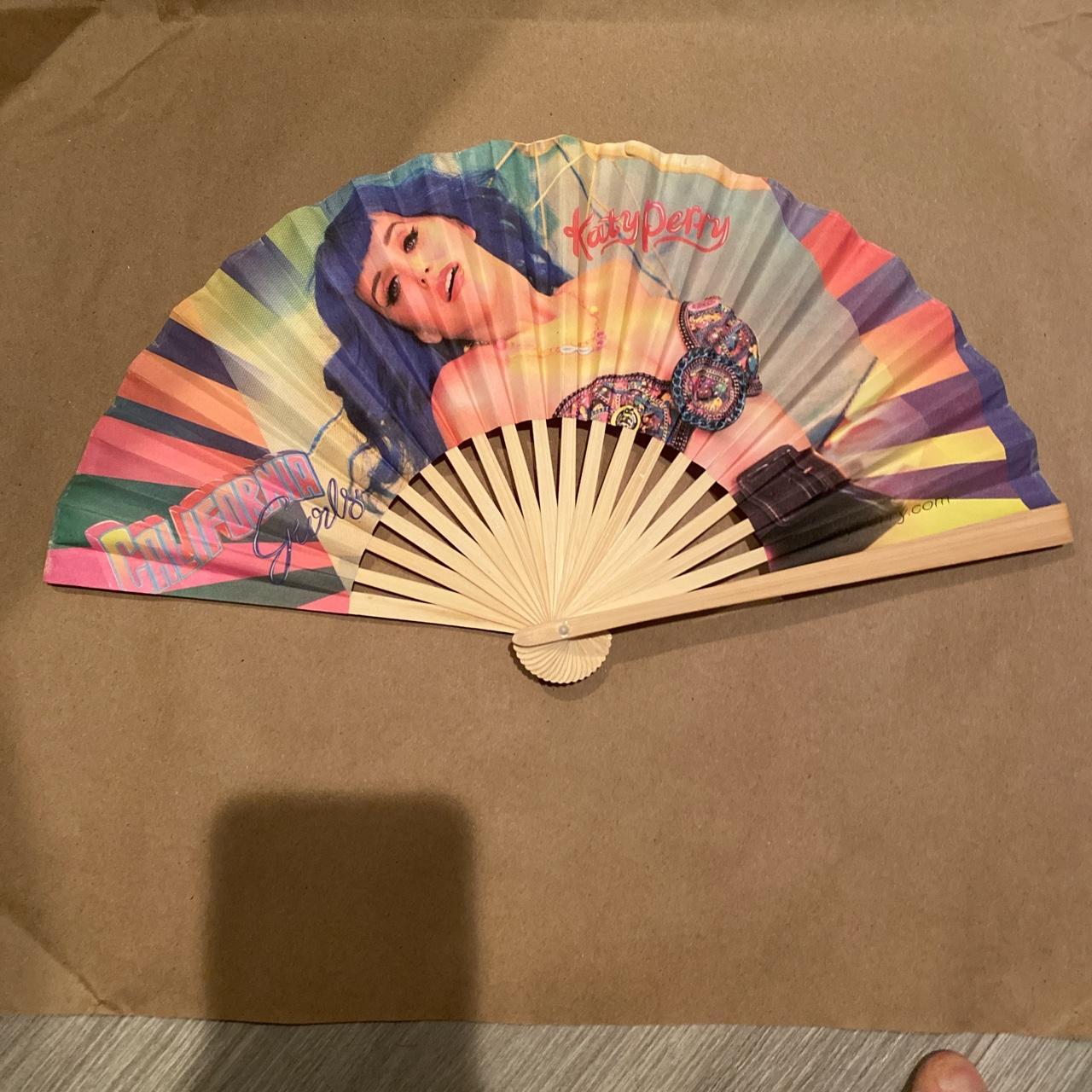 Katy Perry promotional geisha fan. - Depop