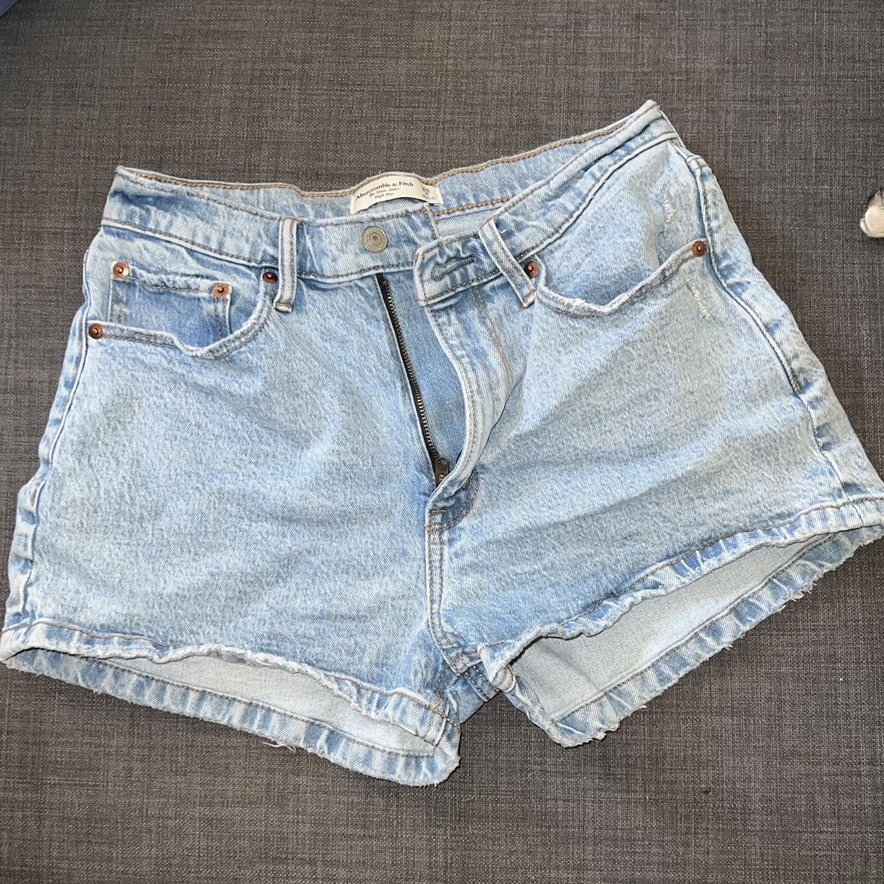 Abercrombie & Fitch Women's Shorts | Depop