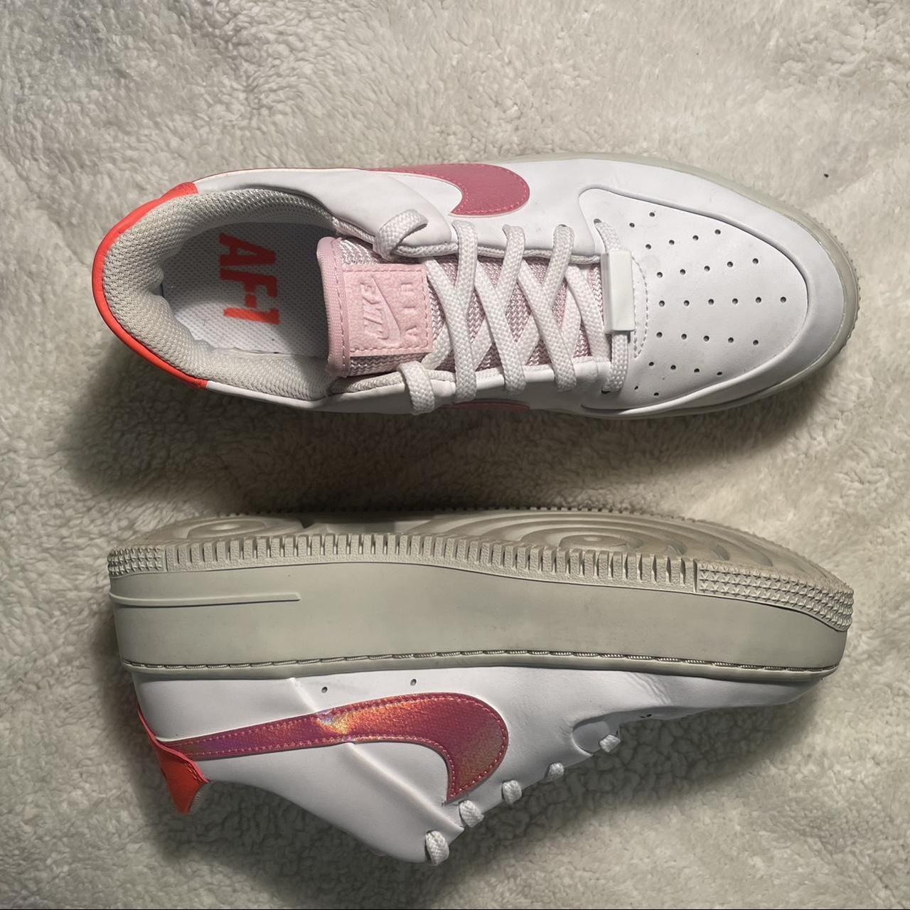 Nike Women's Orange and Pink Trainers | Depop