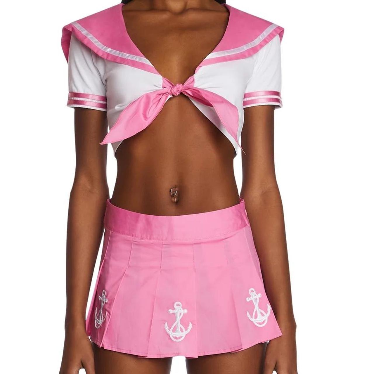 Dollskill trickz b’ treats drive the boat