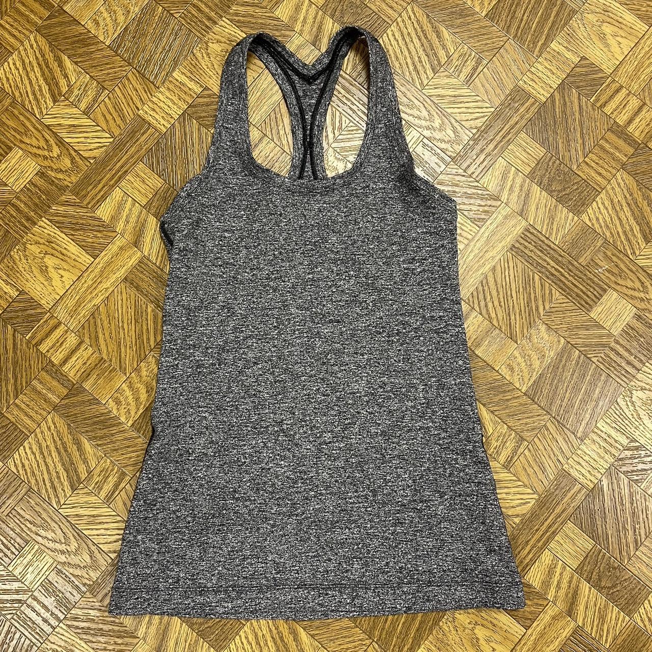 Lululemon Women's Vest | Depop