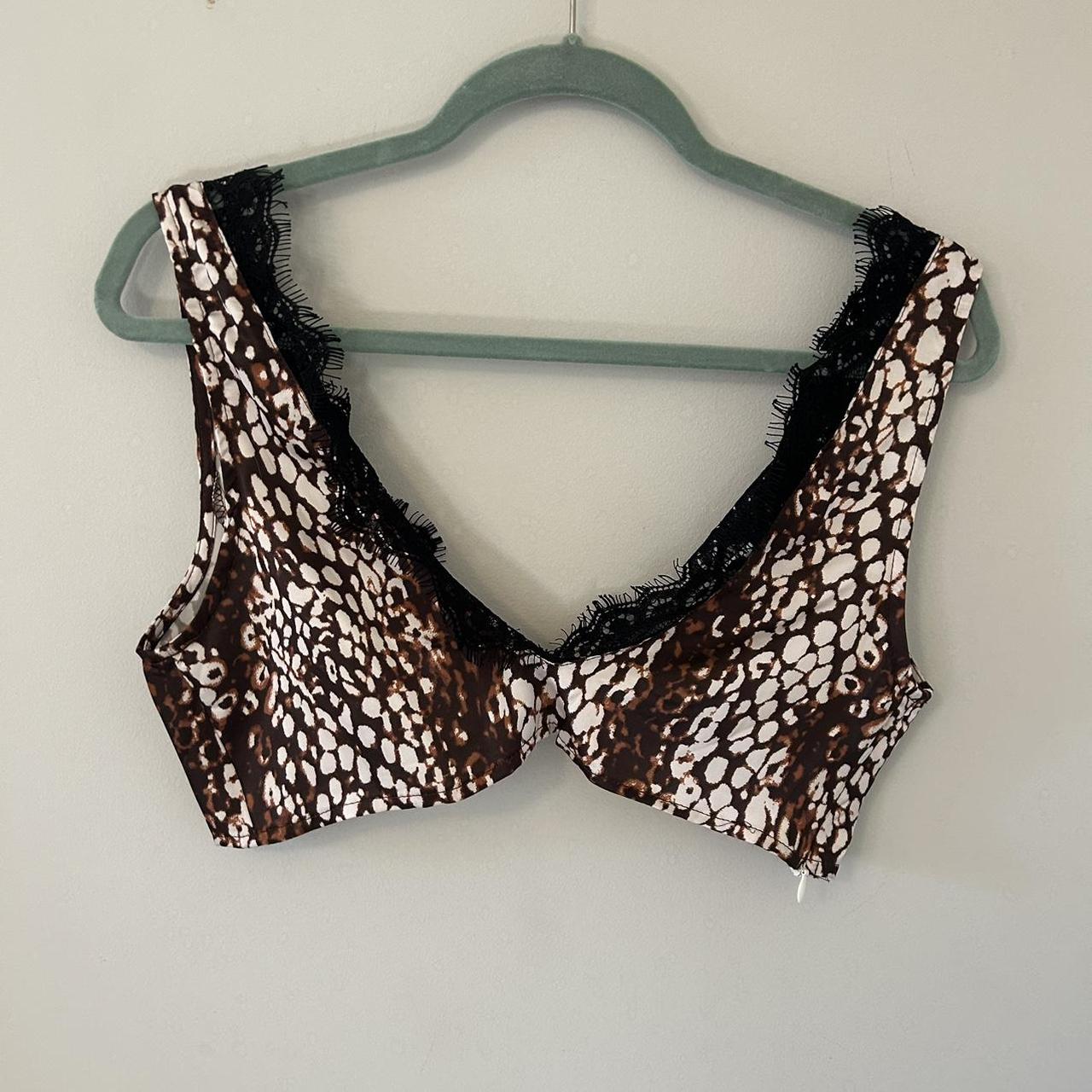 Women's Brown and White Crop-top | Depop