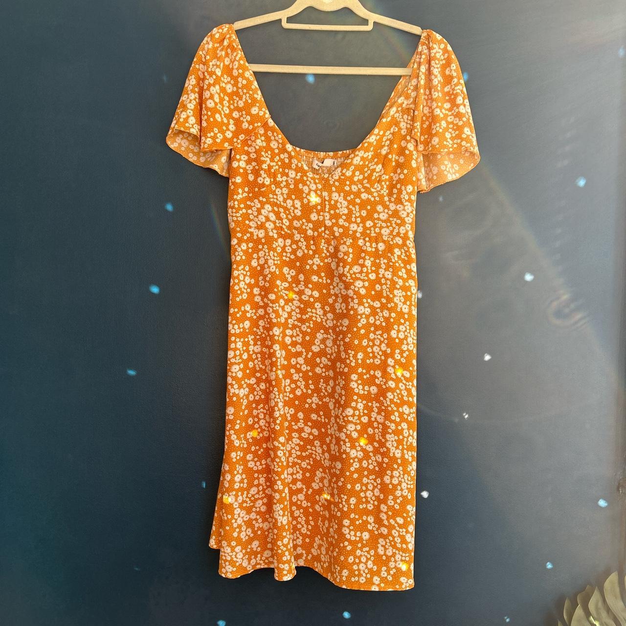 Super cute orange floral summer dress, size M/L.... Depop