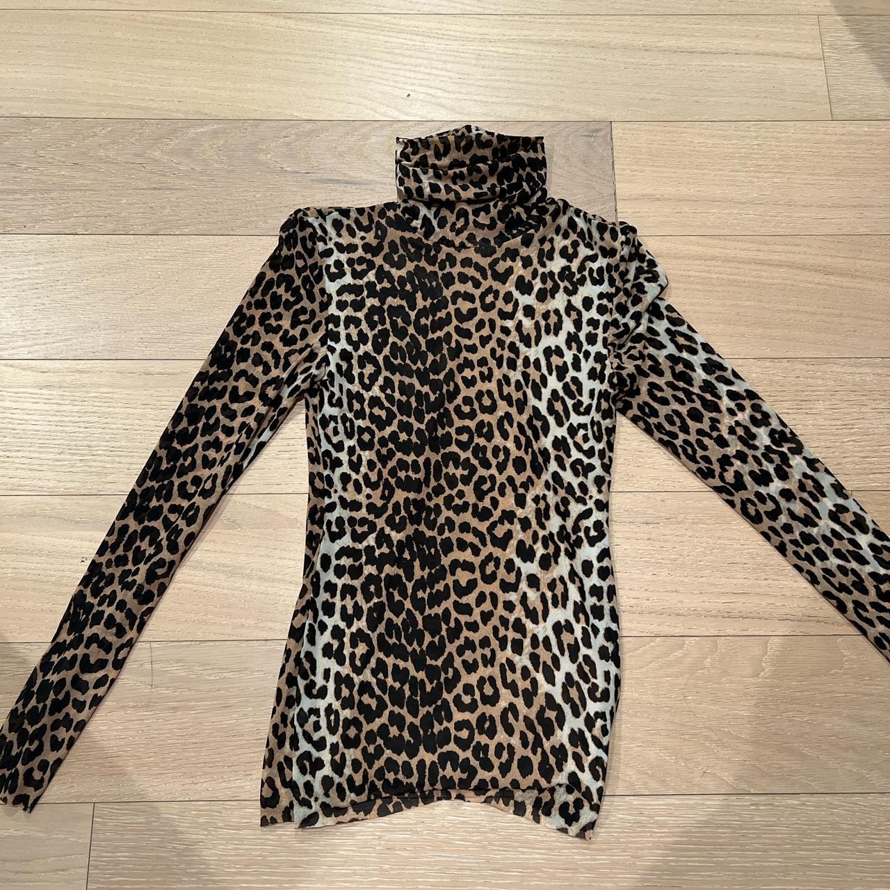 Ganni hotsell leopard turtleneck