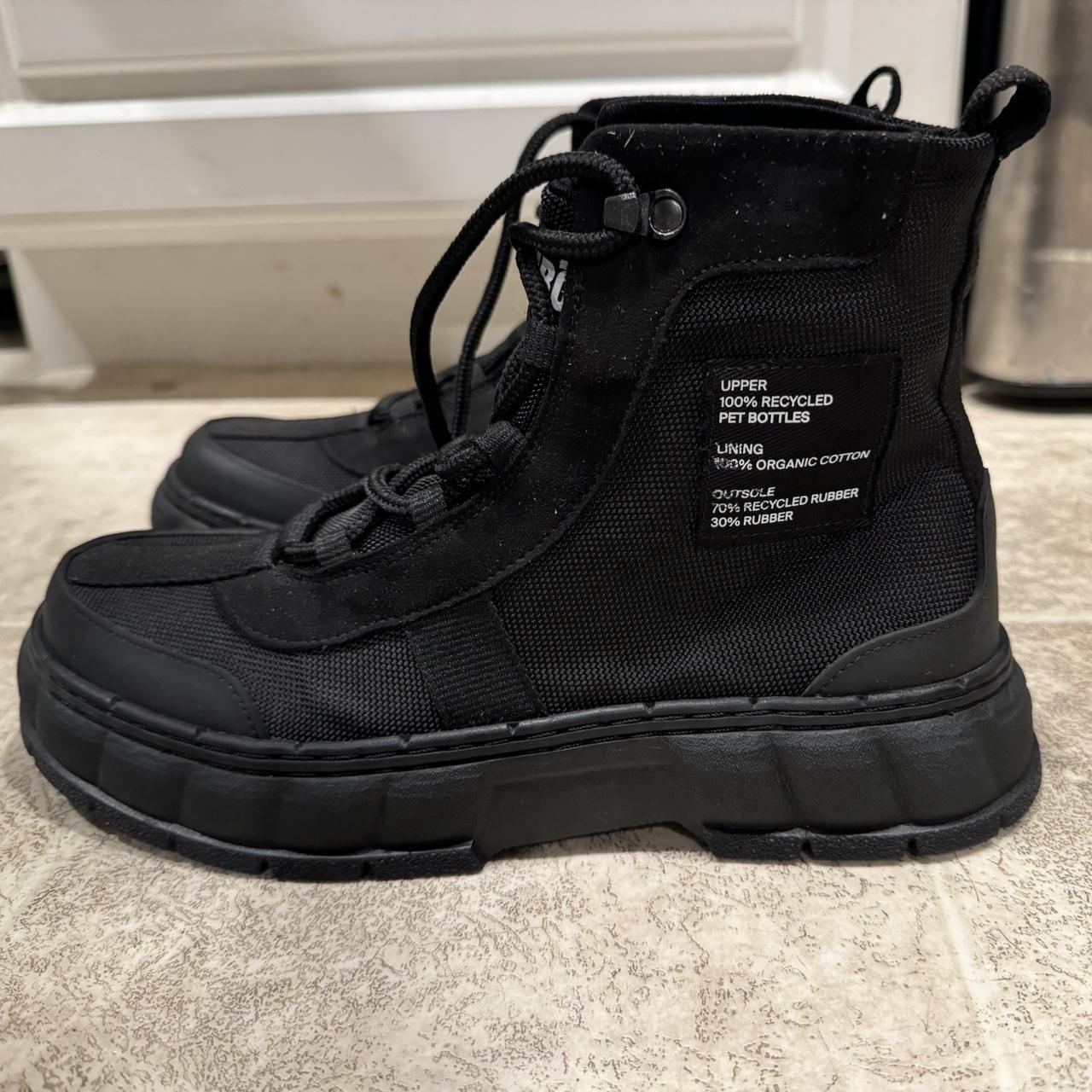 2017 black nylon viron world vegan They Depop