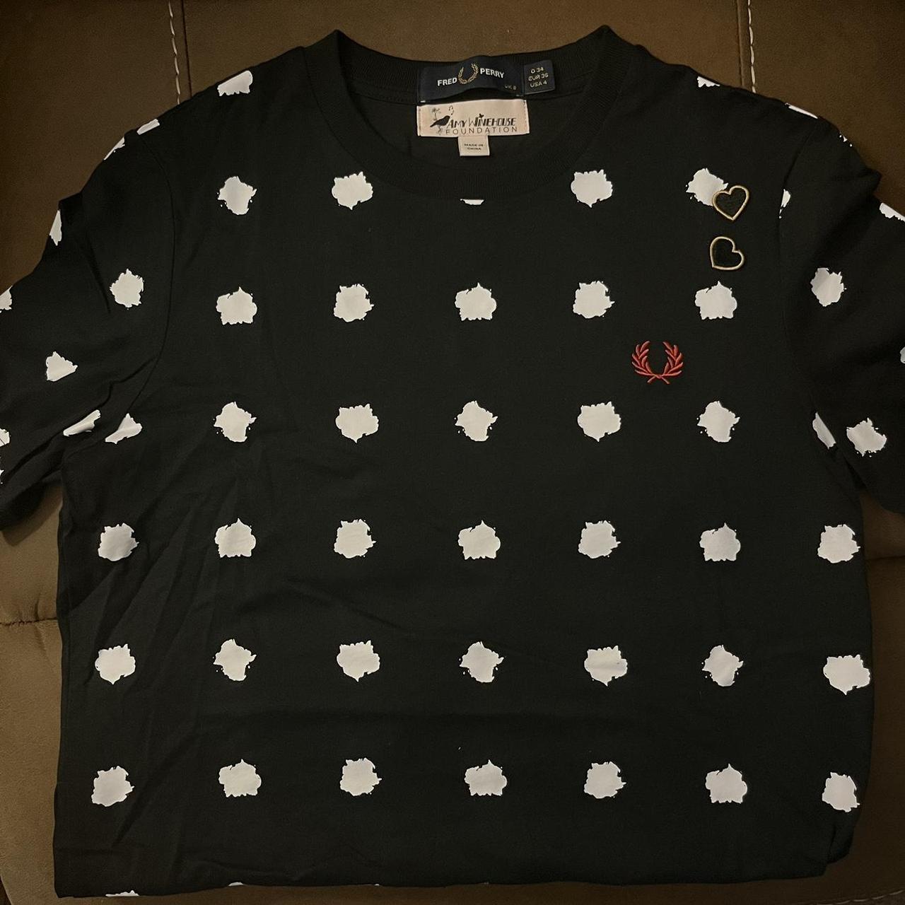 Fred Perry Women's T-shirt White/Black – RARE! Fred Perry x