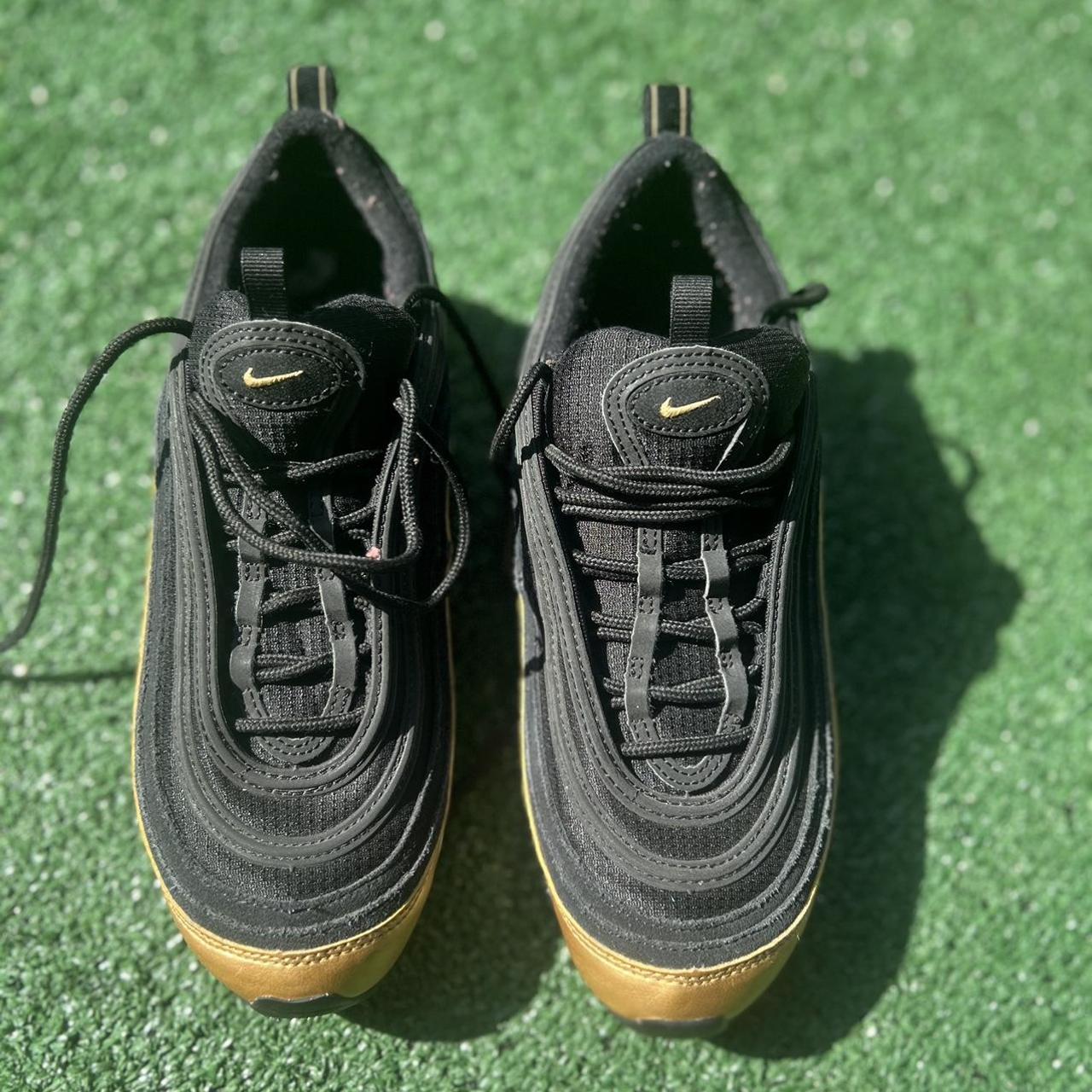 Black  and  gold clearance air max 97 trainers youth