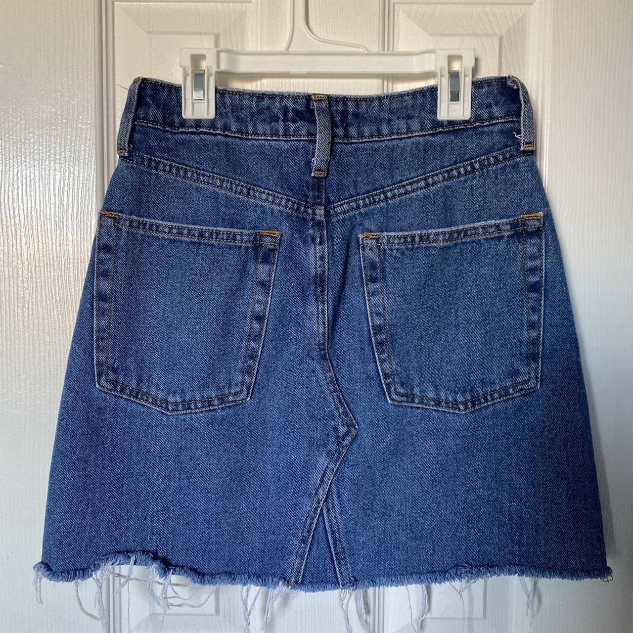 H&M Women's Skirt Depop