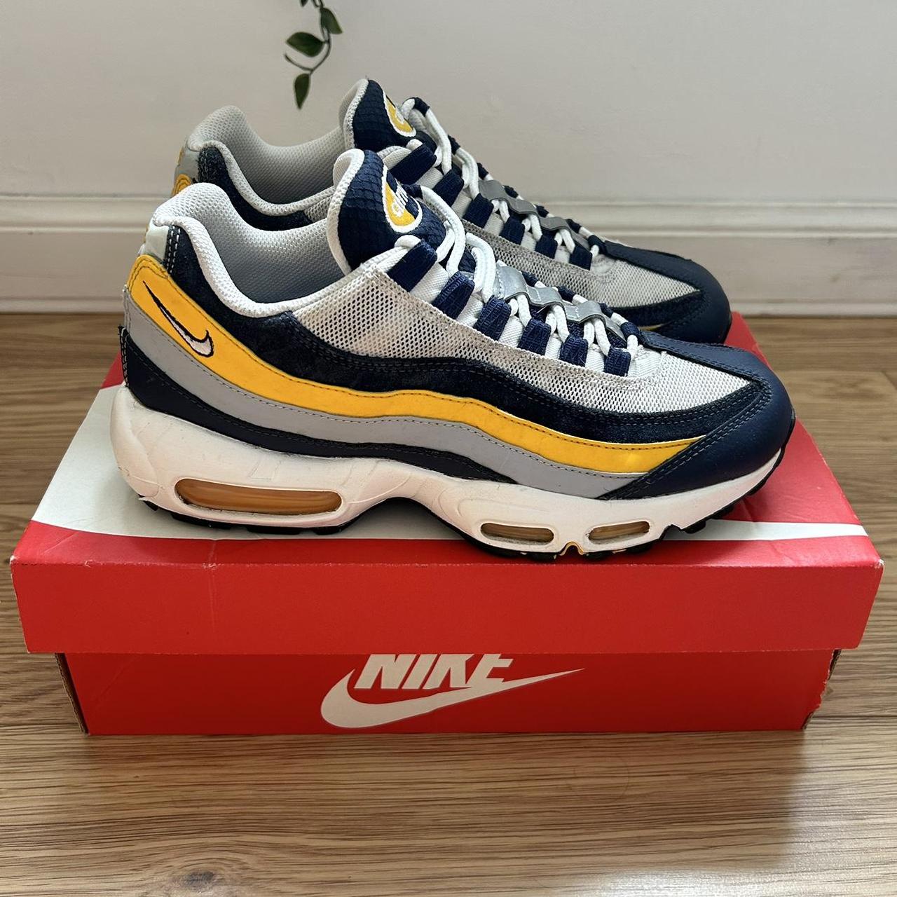 Nike Air Max Colour: Navy/White/Yellow Depop