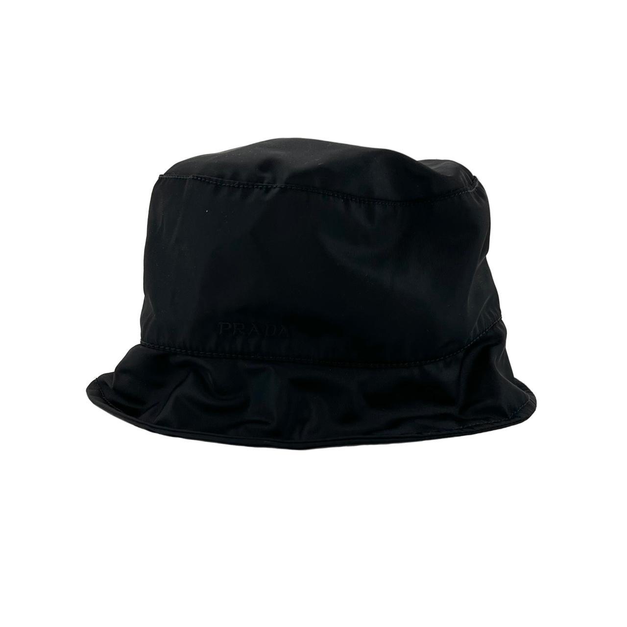 Prada logo-embroidered bucket hat - Black