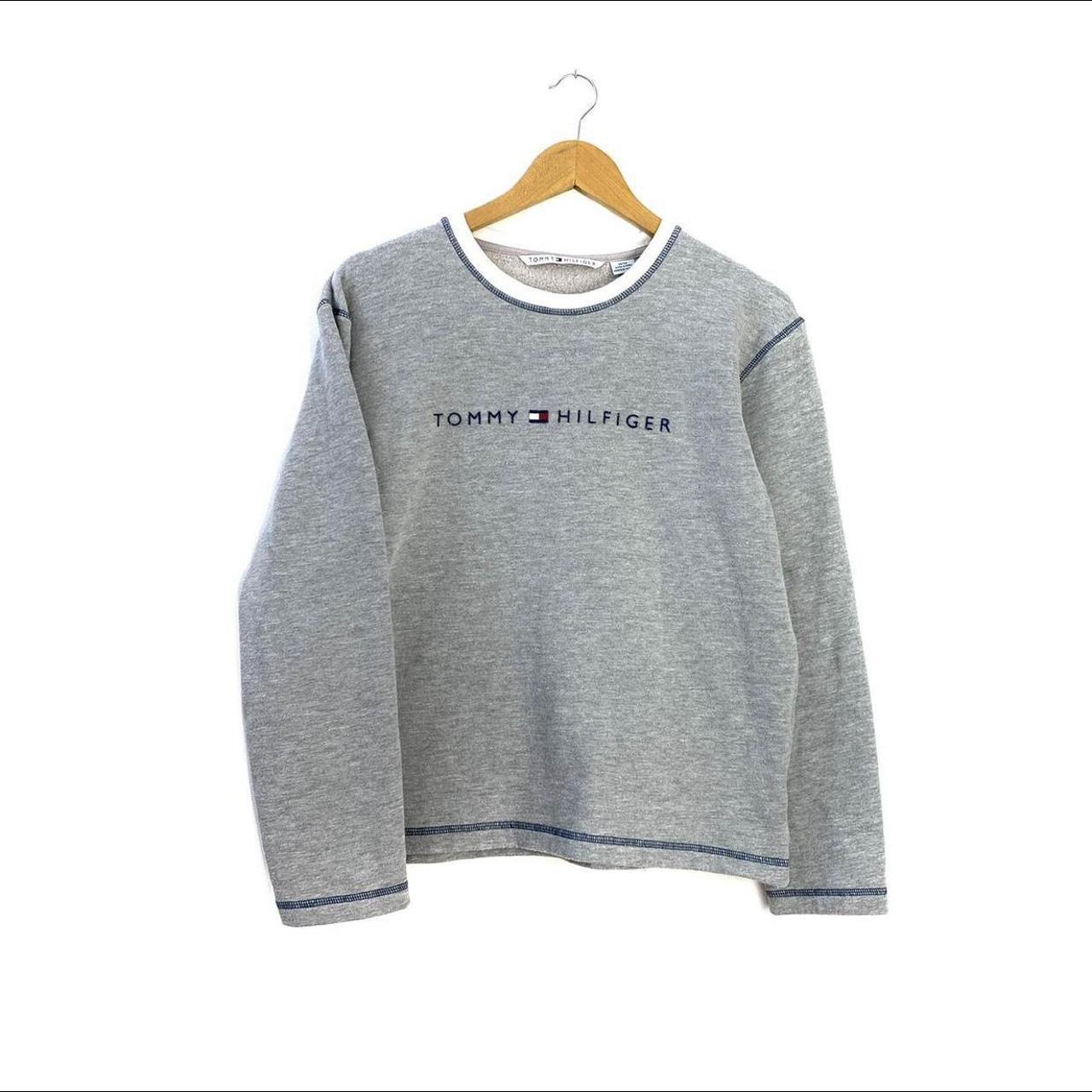 Tommy Hilfiger Men's Grey and White Sweatshirt | Depop