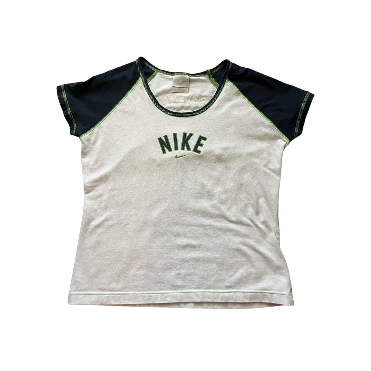 womens green nike shirt