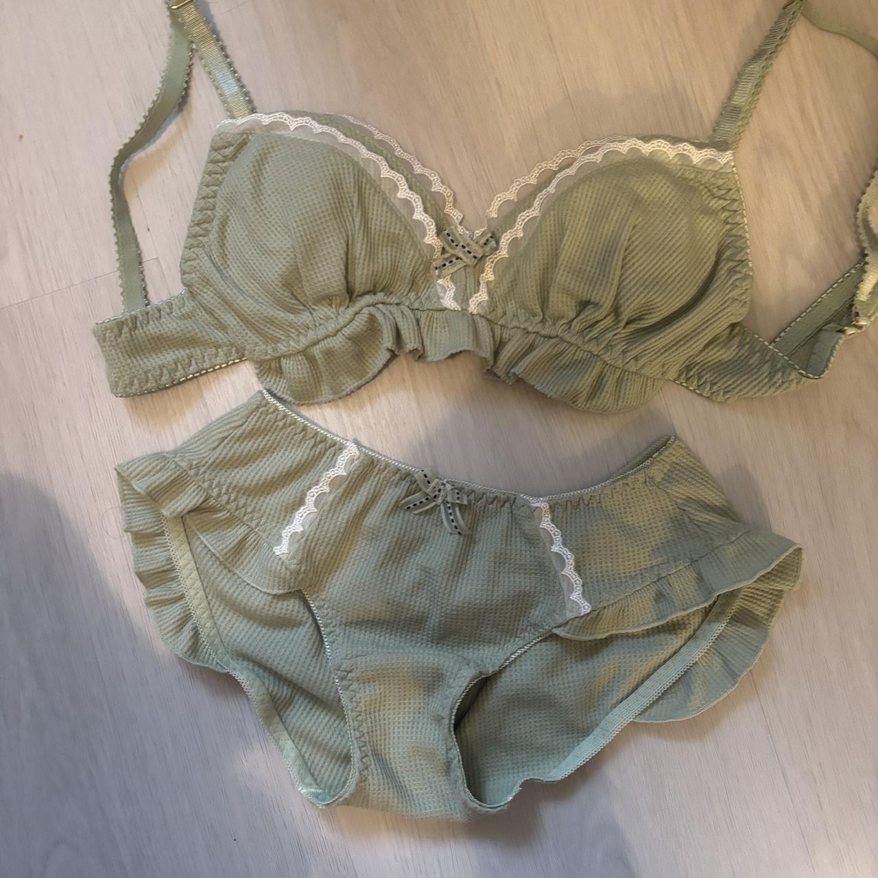 item listed by jentusspot