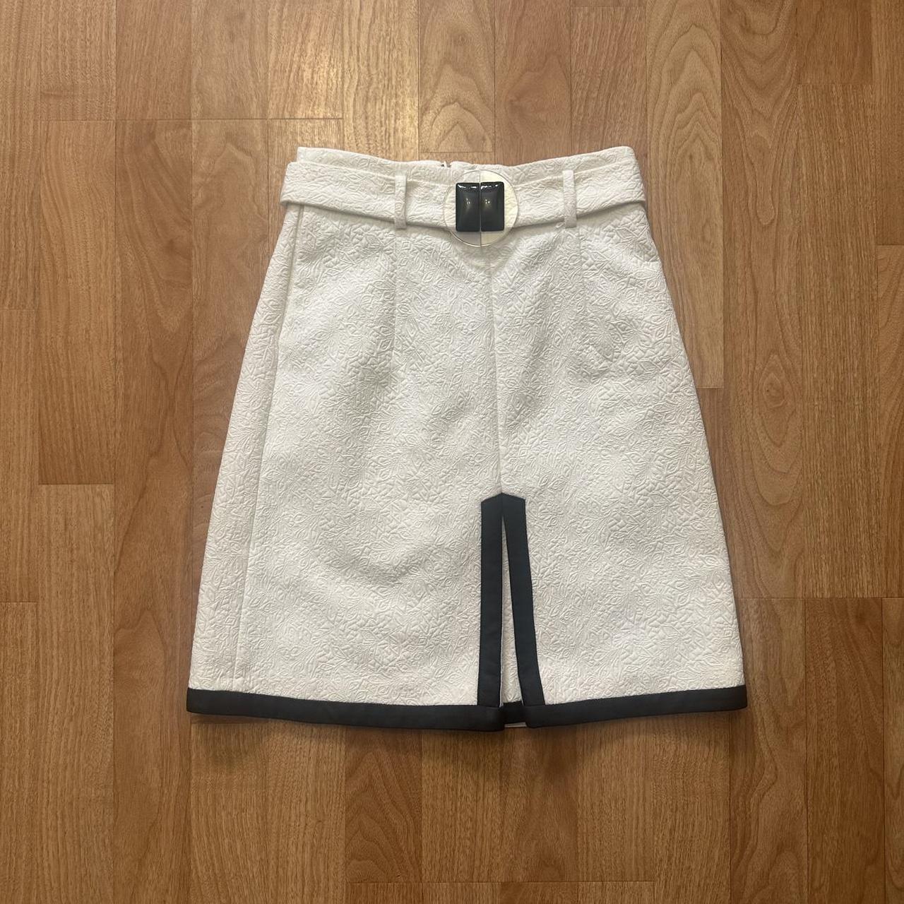Roberto Cavalli Women's Skirt - White/Cream - 27"… - image 1