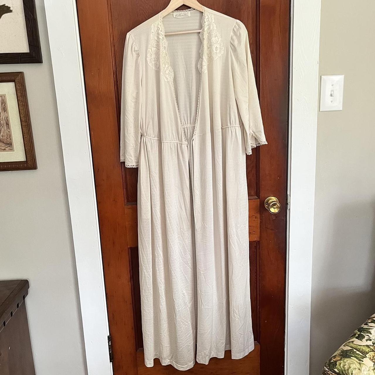 Collectibles by JC Penney 1970s ivory robe/house... - Depop