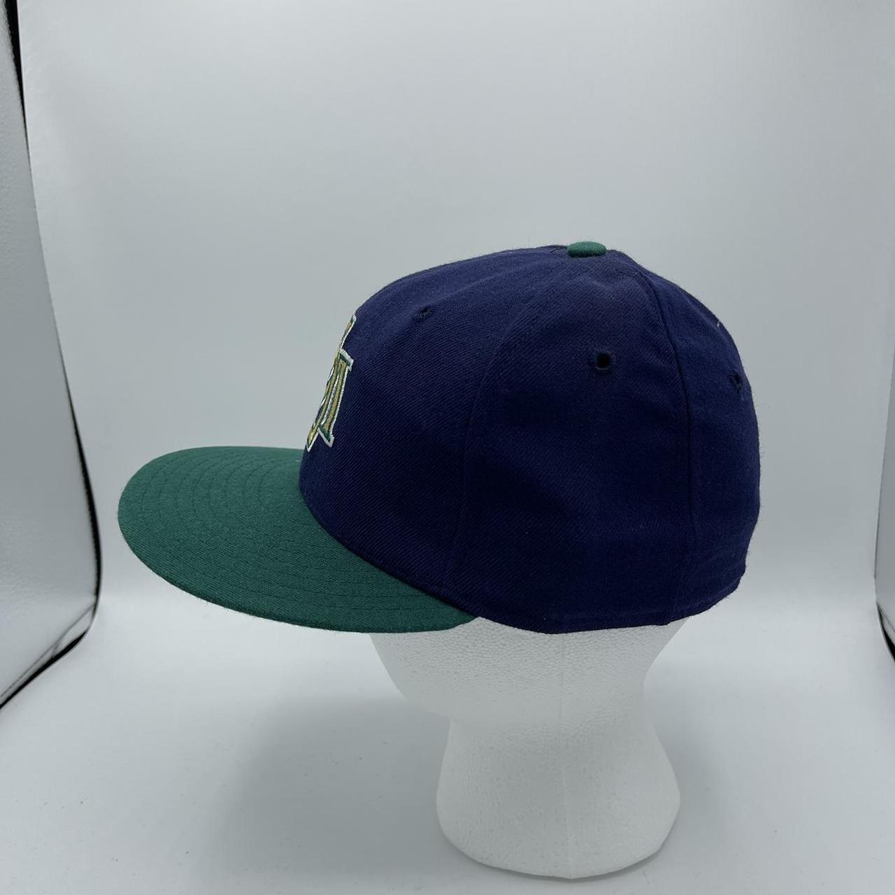 MILWAUKEE BREWERS new era baseball fitted vintage hat 90s hat cap Size 6 3/4