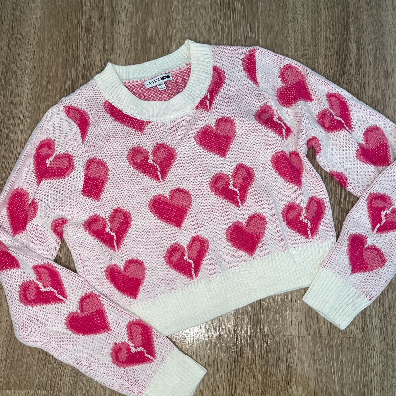 Fashion nova heart sweater, size 1X Model is - Depop