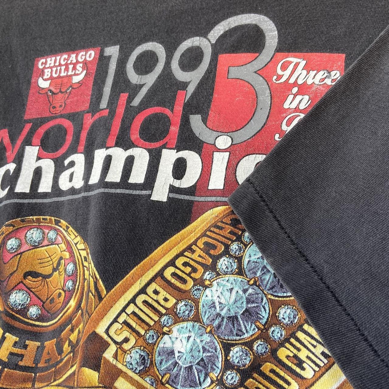 Chicago Bulls 1992 World Champions Salem Vintage - Depop