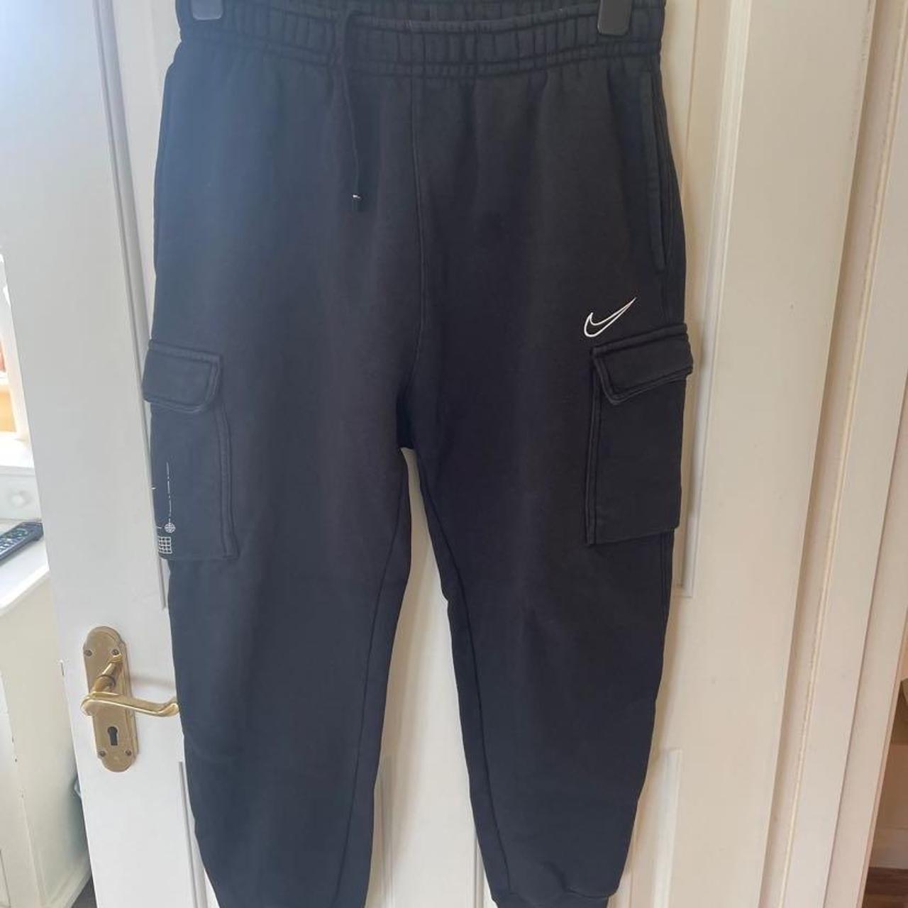 jd nike cargo joggers