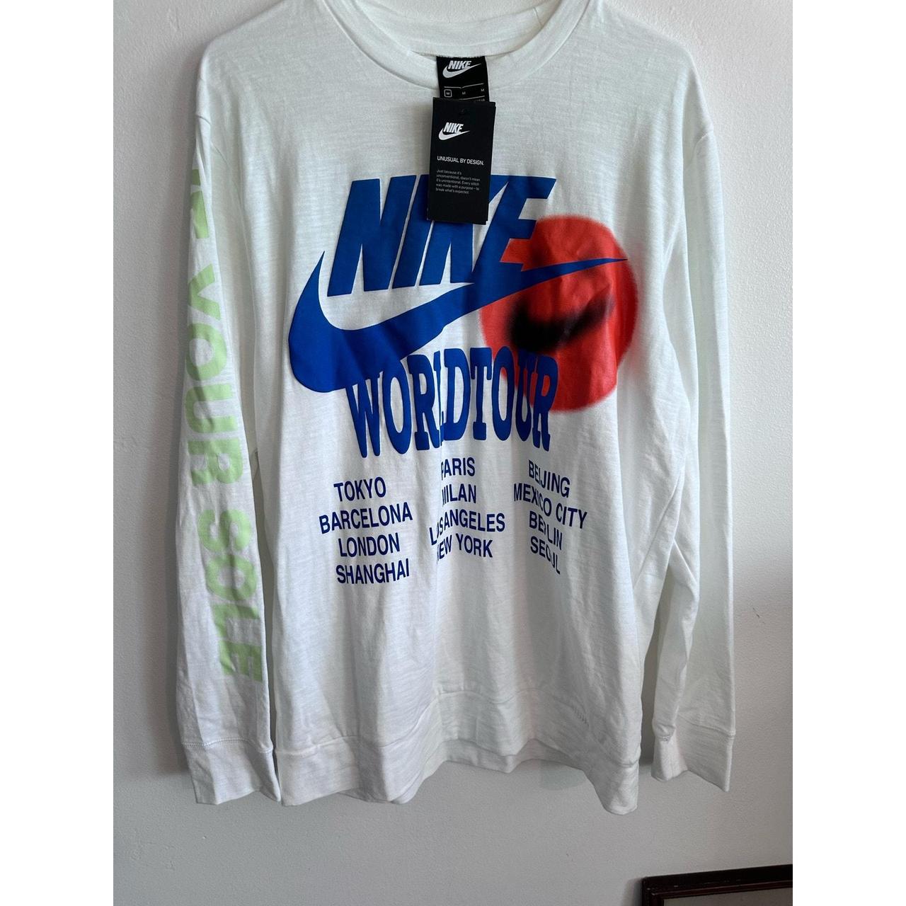 nike world tour long sleeve