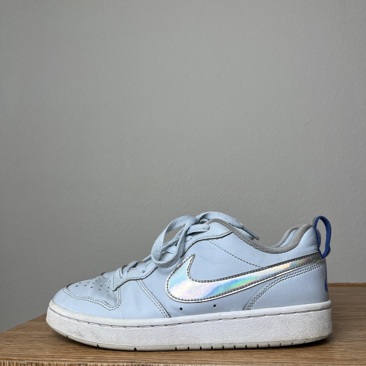 nike hologram trainers