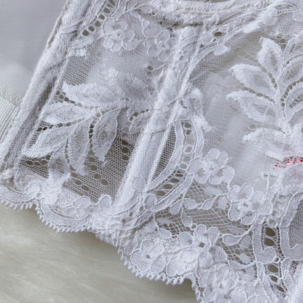 Vintage white lace bustier corset top 🖤 Strapless... Depop