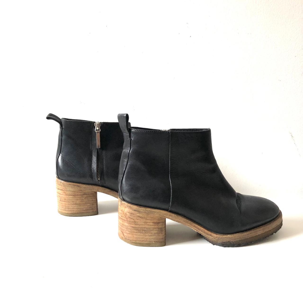 Whistles Women's Black Boots Depop