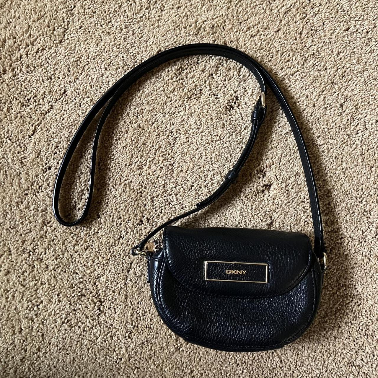 Dkny Women's Saddle Bag in Black