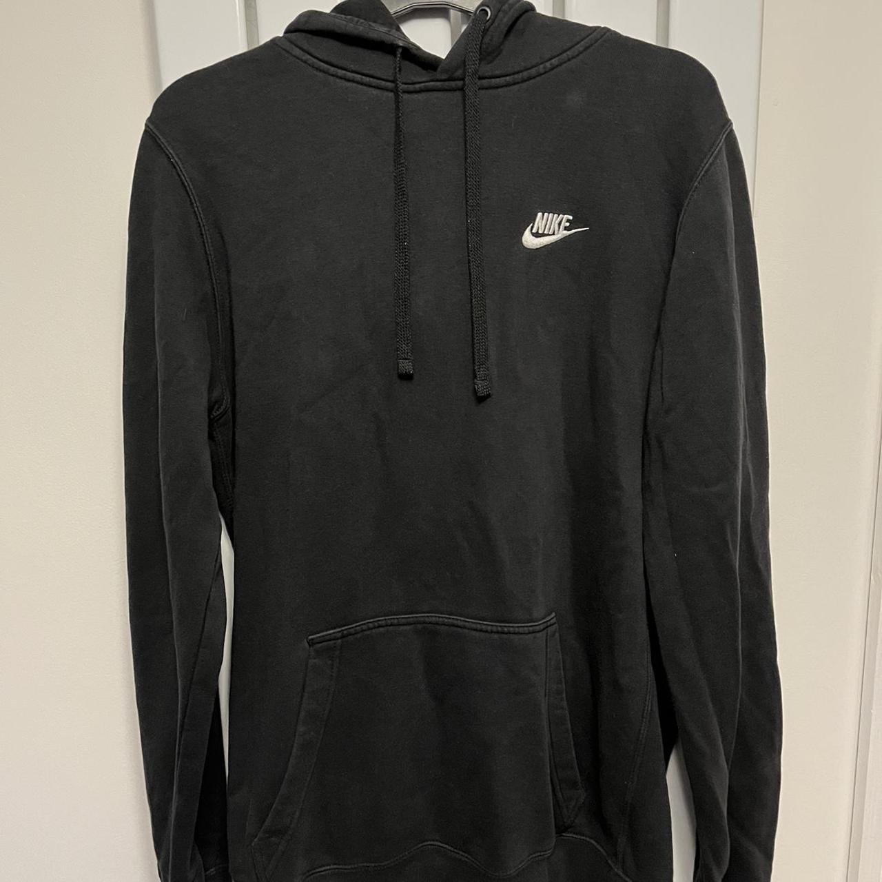 Nike Men's Black Hoodie | Depop