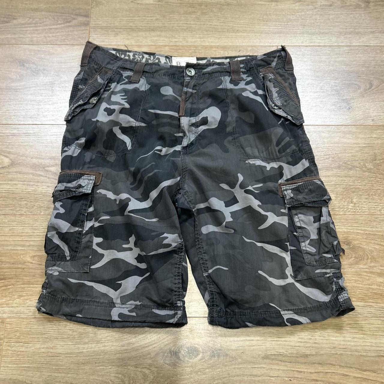 item listed by 907vtg