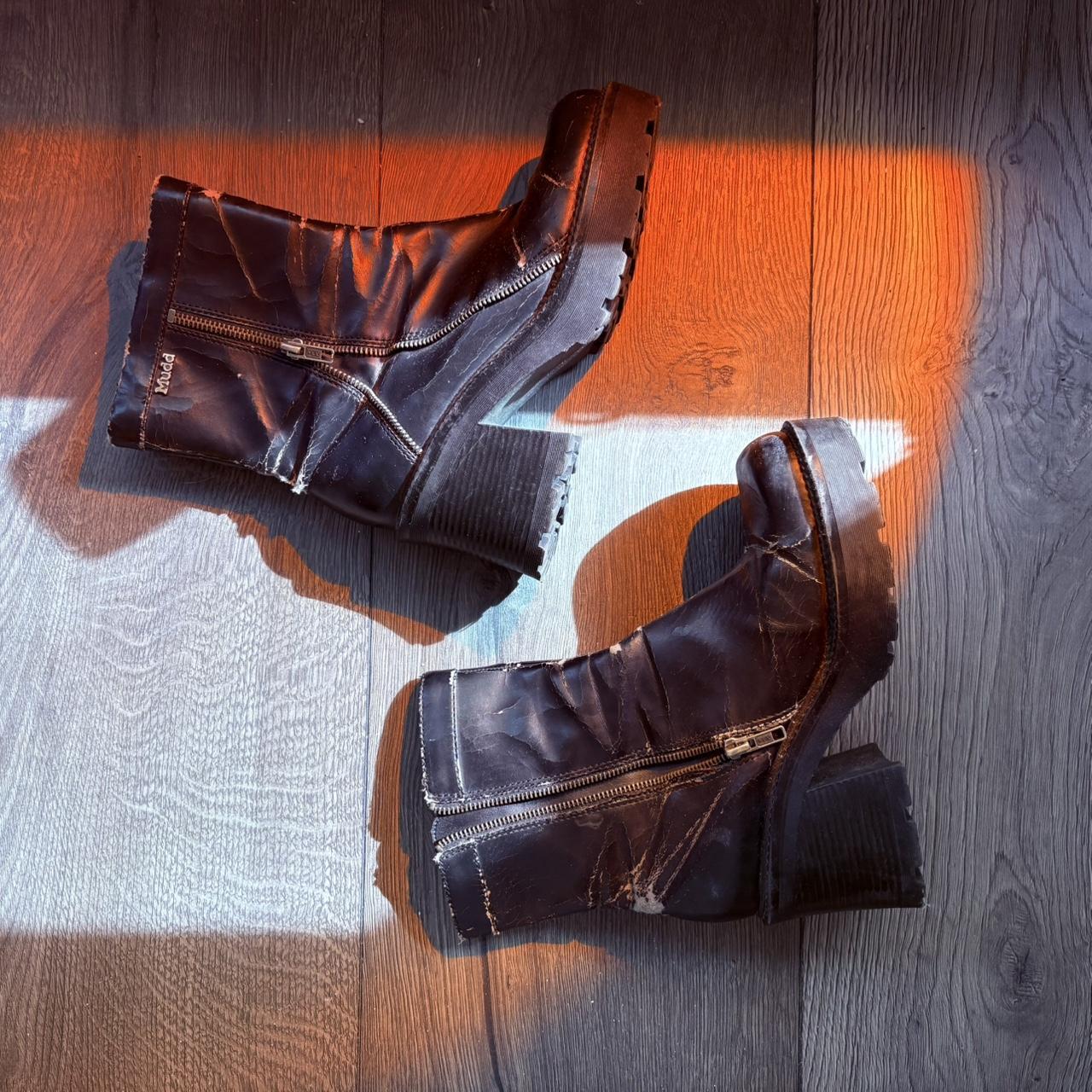Vintage MUDD platform chunky boots! These Depop