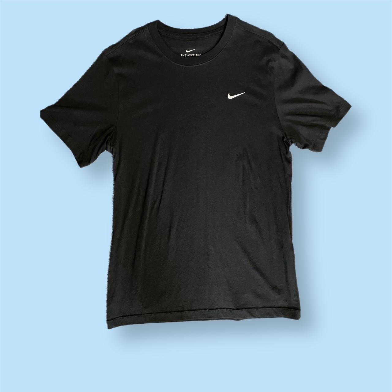 Nike Men's Black Tshirt Depop