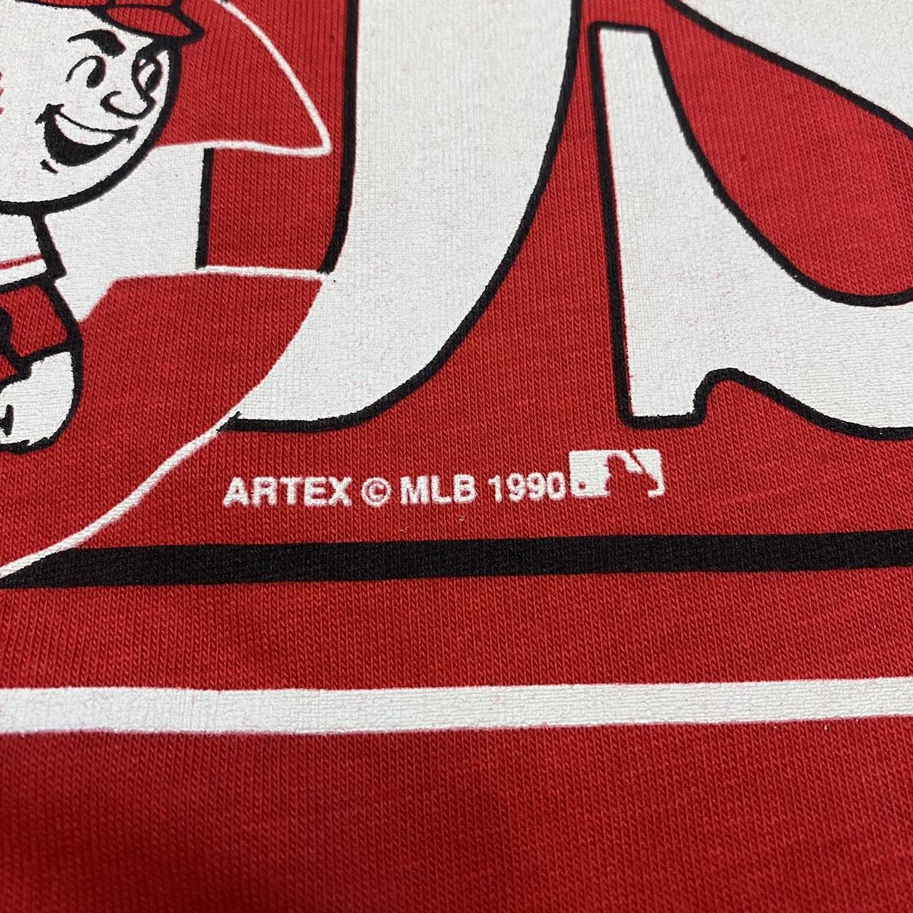 Vintage 1996 Cincinnati Reds T-Shirt 🌀Size - Depop