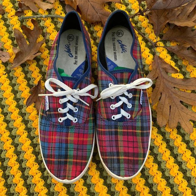 Tartan store tennis shoes