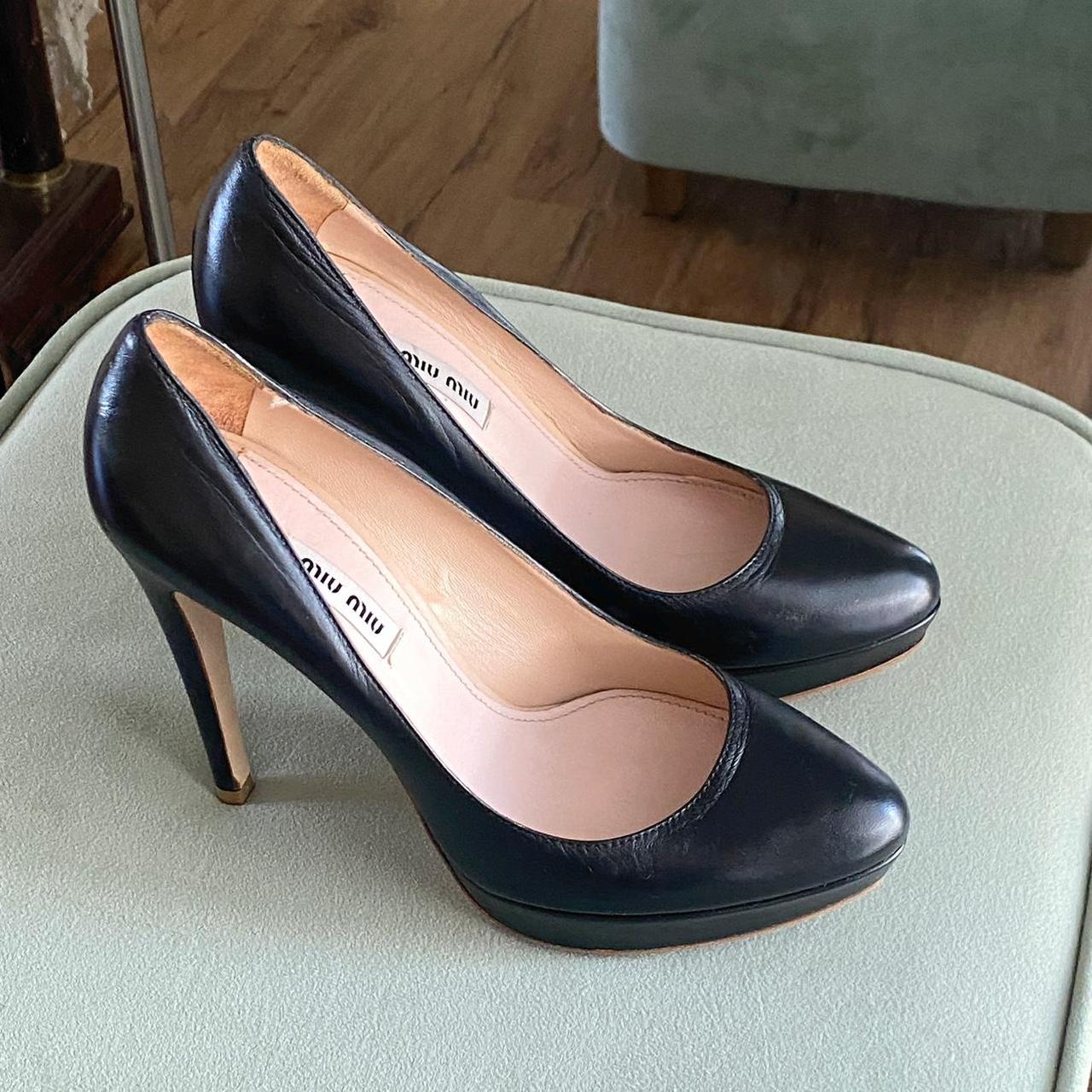 miu miu pumps black